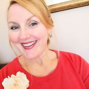 Meet your Posher, Dana